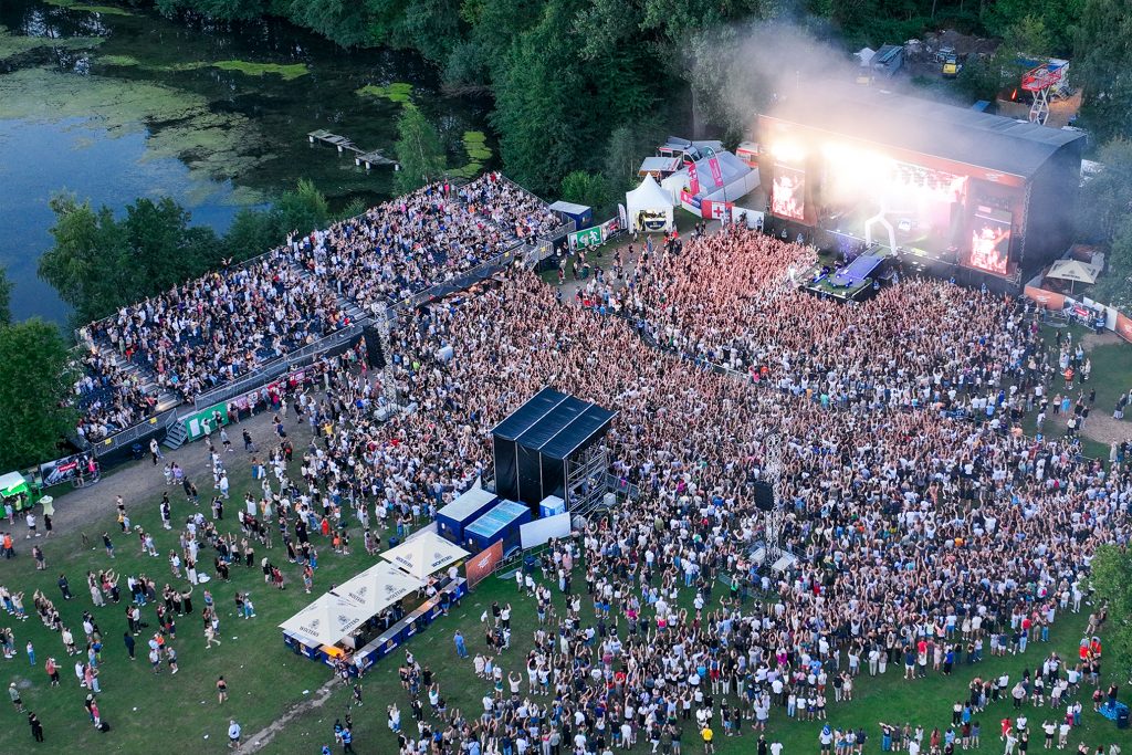 02 VOLKSBANK BRAWO BÜHNE 2023_Drohne_© Klaus Dannöhl - Flying Arms